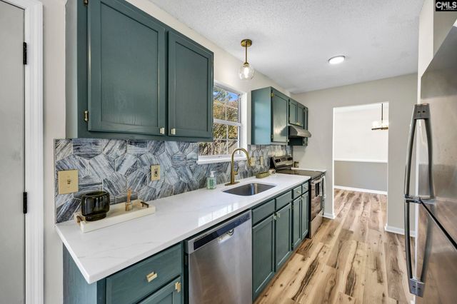 2 Berry Ridge Court, Columbia, SC 29229