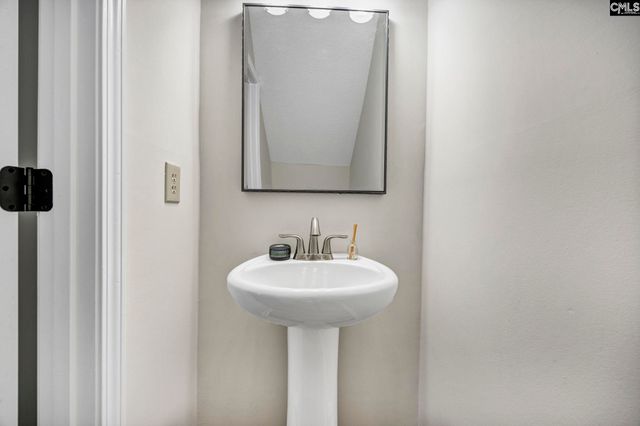 2 Berry Ridge Court, Columbia, SC 29229