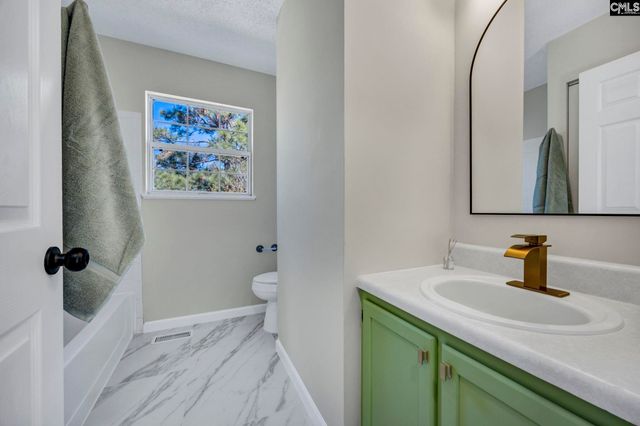 2 Berry Ridge Court, Columbia, SC 29229