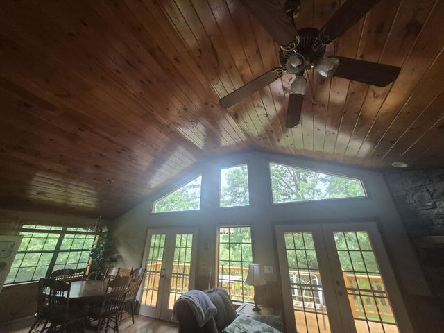 33 Field Crest Drive, Murphy, NC 28906