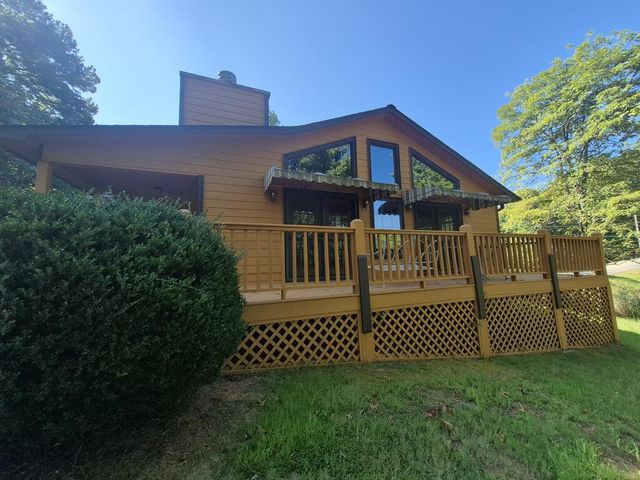 33 Field Crest Drive, Murphy, NC 28906