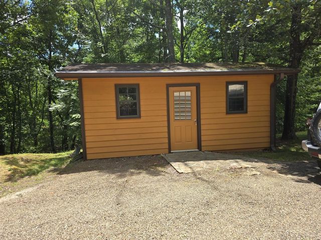 33 Field Crest Drive, Murphy, NC 28906