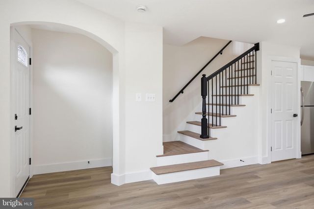 4616 HANNA PL SE, Washington, DC 20019