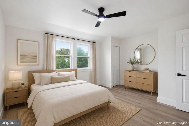 4616 HANNA PL SE, Washington, DC 20019