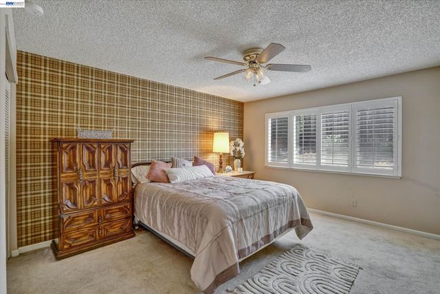 555 Teal Ct, Livermore, CA 94551