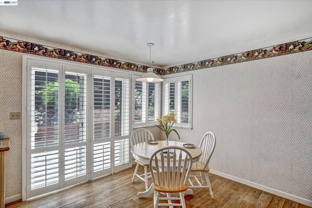 555 Teal Ct, Livermore, CA 94551
