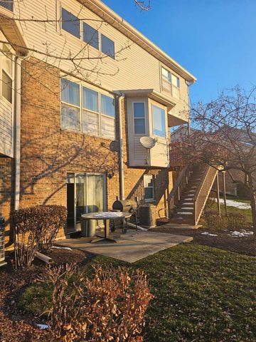 737 W St Johns Place, Addison, IL 60101