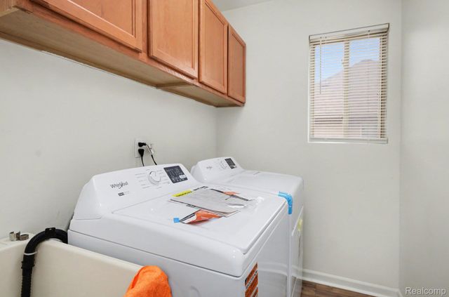 21864 Laurel Street, Clinton Charter Township, MI 48035