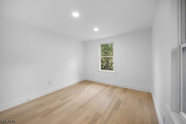 686 Meyersville Rd, Long Hill Twp., NJ 07933