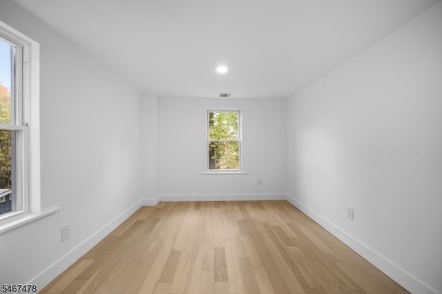 686 Meyersville Rd, Long Hill Twp., NJ 07933