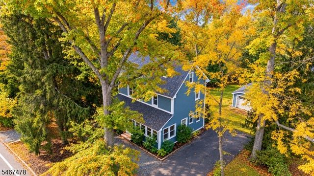 686 Meyersville Rd, Long Hill Twp., NJ 07933