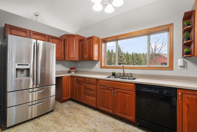 5220 County Road HH, Barneveld, WI 53507