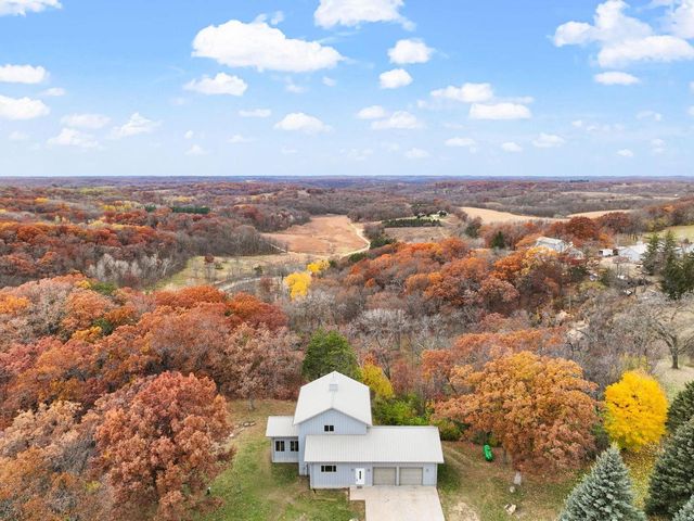 5220 County Road HH, Barneveld, WI 53507