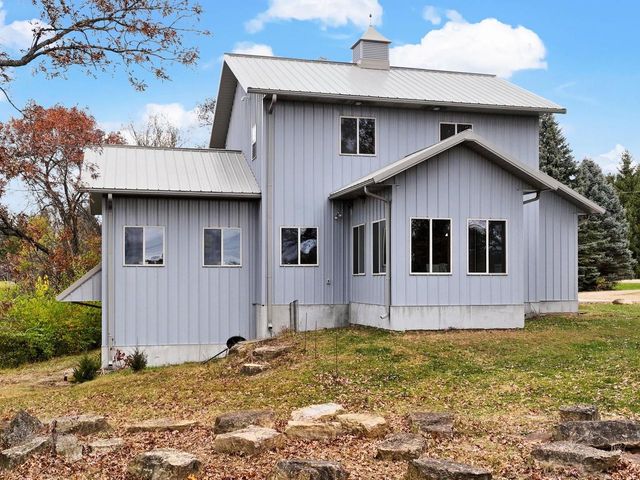5220 County Road HH, Barneveld, WI 53507