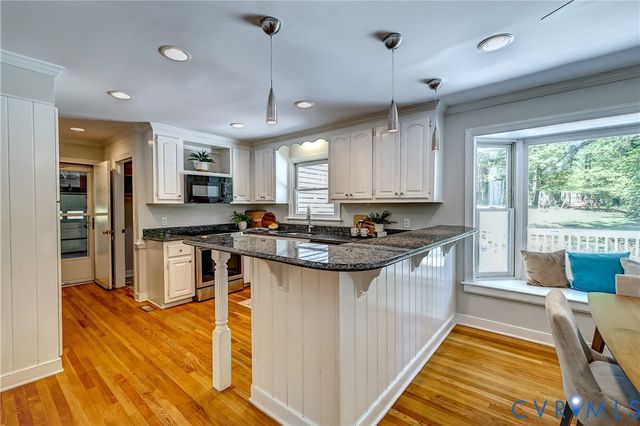 5201 Stone Horse Rd, Glen Allen, VA 23059