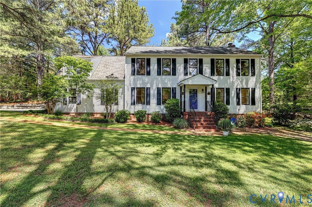 5201 Stone Horse Rd, Glen Allen, VA 23059