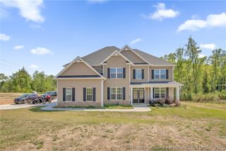 6132 Shannon Woods Way, Hope Mills, NC 28348