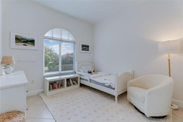 9221 SW 170th Ln, Palmetto Bay, FL 33157