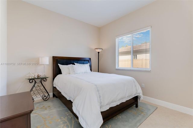 9221 SW 170th Ln, Palmetto Bay, FL 33157