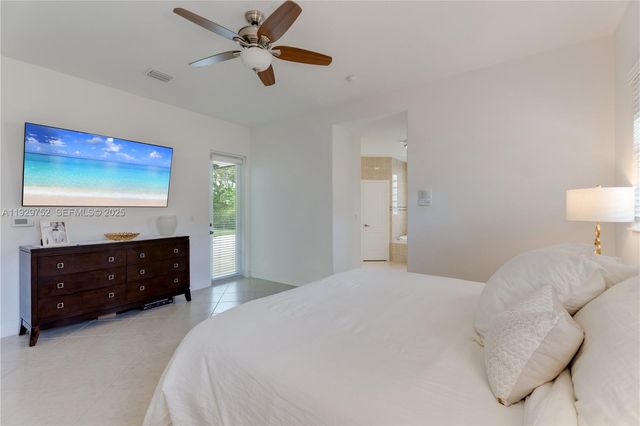 9221 SW 170th Ln, Palmetto Bay, FL 33157