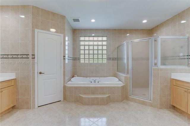 9221 SW 170th Ln, Palmetto Bay, FL 33157