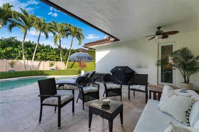 9221 SW 170th Ln, Palmetto Bay, FL 33157