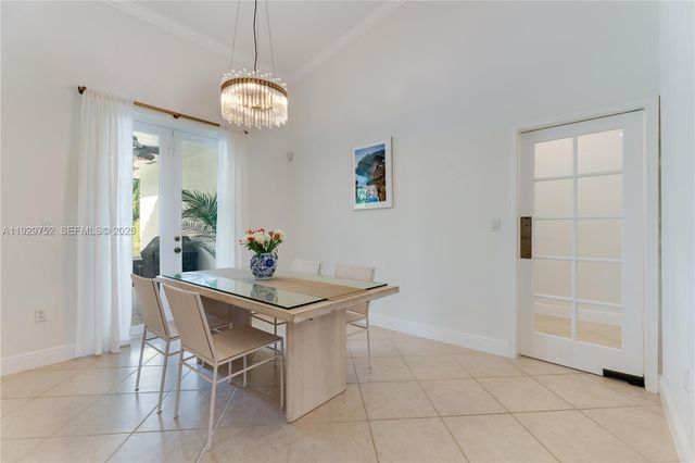 9221 SW 170th Ln, Palmetto Bay, FL 33157