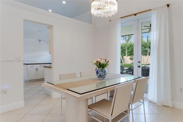 9221 SW 170th Ln, Palmetto Bay, FL 33157