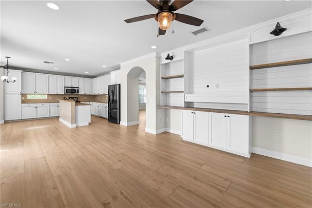 21827 Rainbow Lake CT, Estero, FL 33928