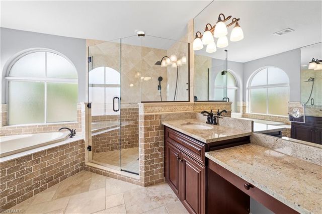 21827 Rainbow Lake CT, Estero, FL 33928