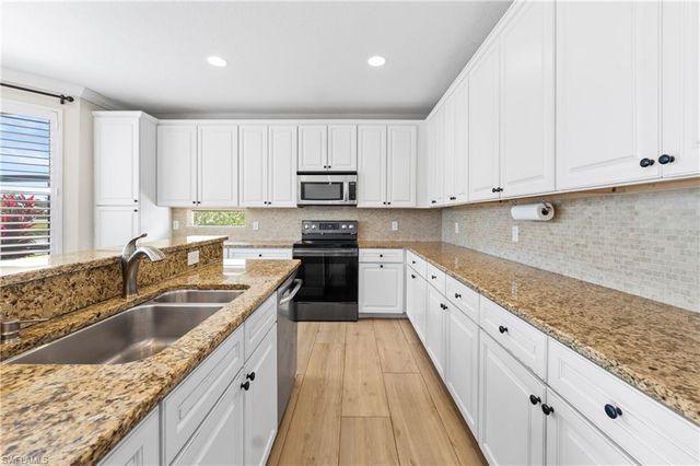 21827 Rainbow Lake CT, Estero, FL 33928