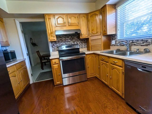 12069 Cantrell Drive, Springdale, OH 45246