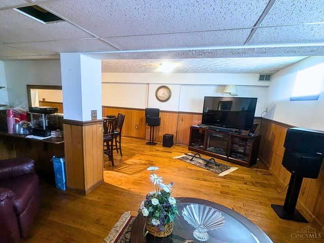 12069 Cantrell Drive, Springdale, OH 45246