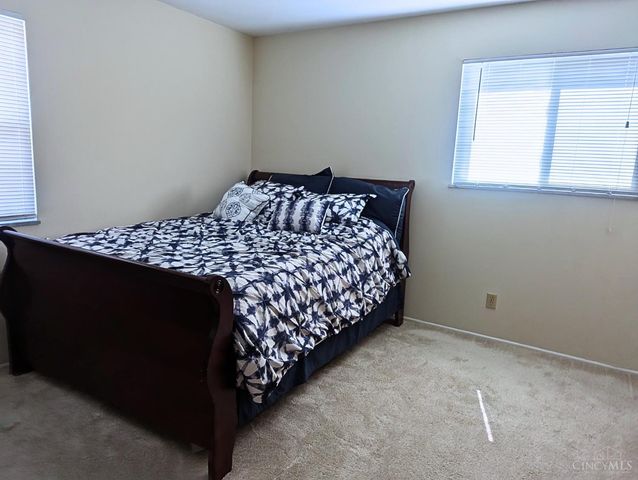 12069 Cantrell Drive, Springdale, OH 45246