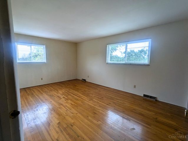 12069 Cantrell Drive, Springdale, OH 45246