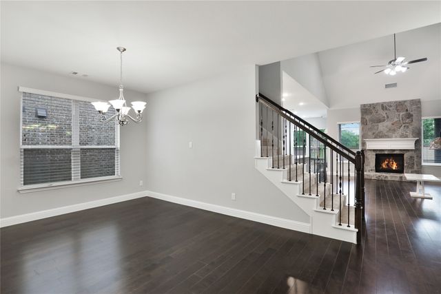 925 Spring Falls Drive, Mckinney, TX 75071