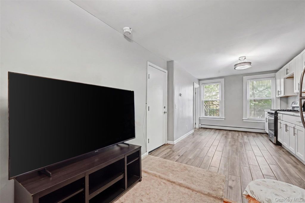 164 Broadway, Newburgh, NY 12550 — photo 5