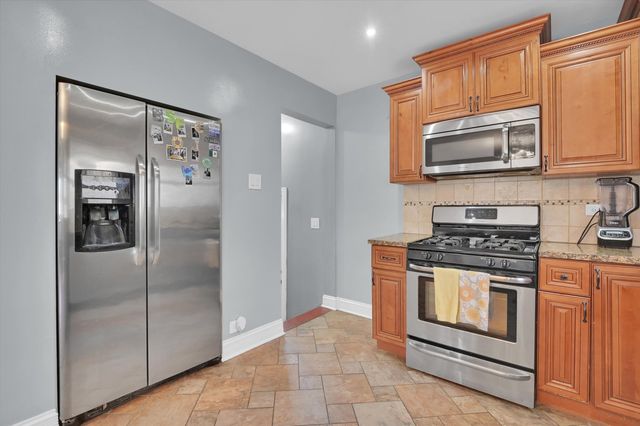 3631 W 69th Street, Chicago, IL 60629