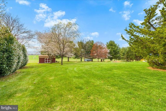 6114 ELAINE DR, Braddock Heights, MD 21714