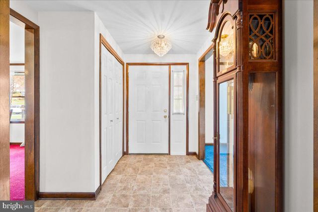 6114 ELAINE DR, Braddock Heights, MD 21714