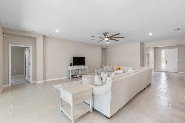 33700 HAMILTON HILL LANE, Wesley Chapel, FL 33545