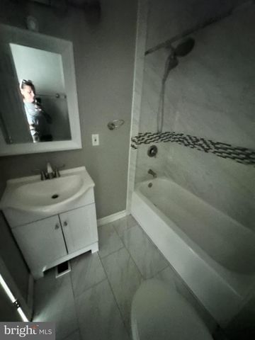 1111 BAYARD ST, Baltimore, MD 21223