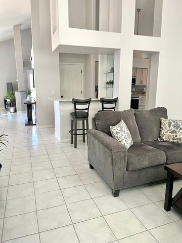 889 CRESTRIDGE CIRCLE, Tarpon Springs, FL 34688