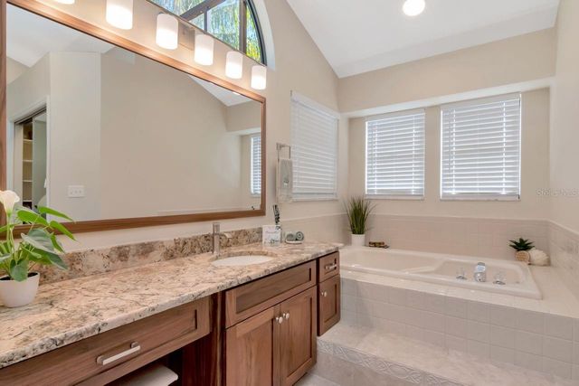 889 CRESTRIDGE CIRCLE, Tarpon Springs, FL 34688