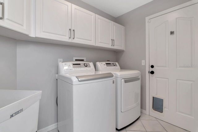 889 CRESTRIDGE CIRCLE, Tarpon Springs, FL 34688