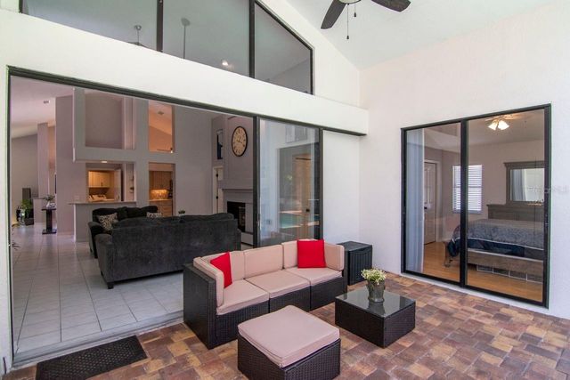 889 CRESTRIDGE CIRCLE, Tarpon Springs, FL 34688