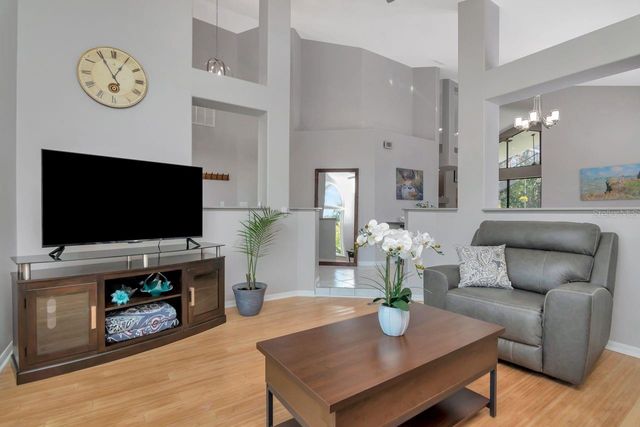 889 CRESTRIDGE CIRCLE, Tarpon Springs, FL 34688