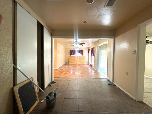 3532 Buchanan St, Baker, LA 70714