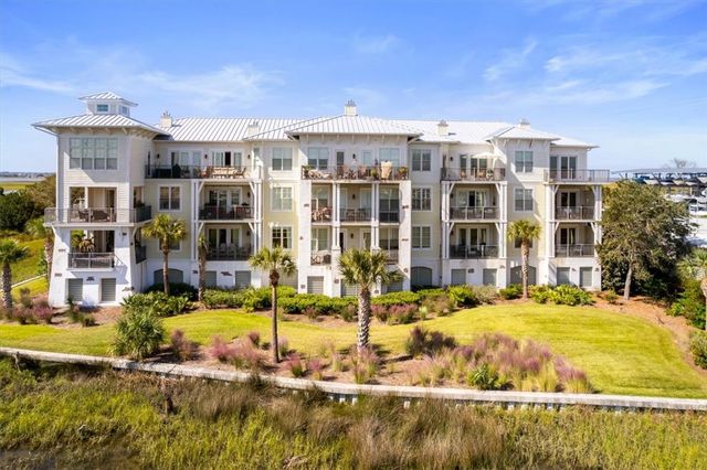 20 Waterfront Drive 322, St Simons Island, GA 31522
