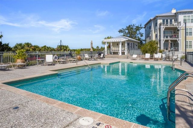 20 Waterfront Drive 322, St Simons Island, GA 31522